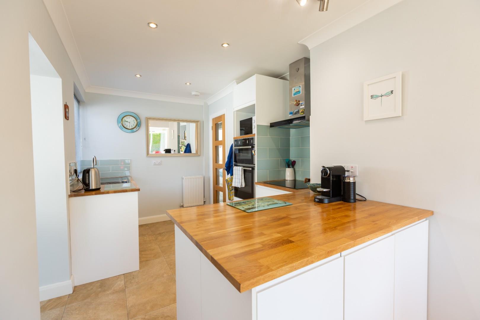 Three Cliffs Drive, Southgate, Swansea, SA3 2BN